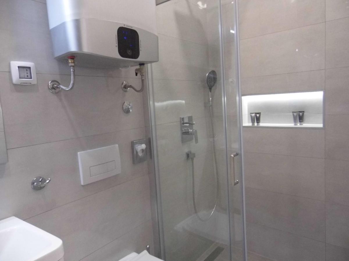Apartamento Batcave Pula Exterior foto